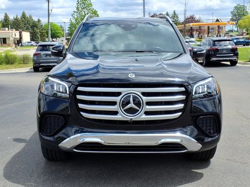 Certified 2025 Mercedes-Benz GLS 450 4MATIC image 9