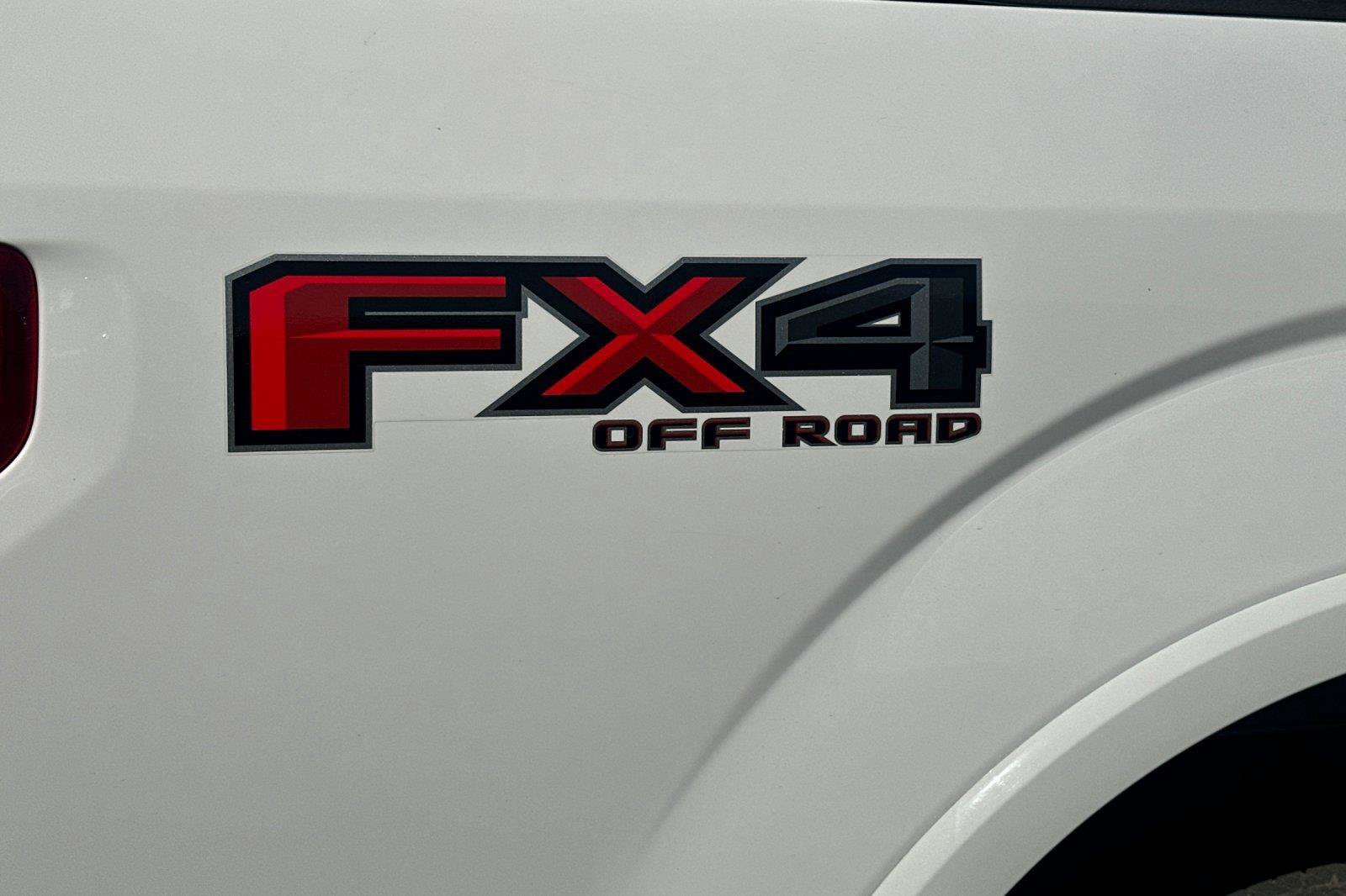 Used 2020 Ford F150 XLT w/ Equipment Group 302A Luxury AWD/4WD image 7