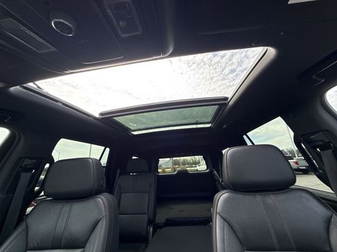 Used 2023 Chevrolet Tahoe RST image 16