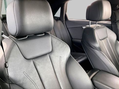Used 2019 Audi A4 2.0T Premium Plus w/ Premium Plus Package AWD/4WD image 9