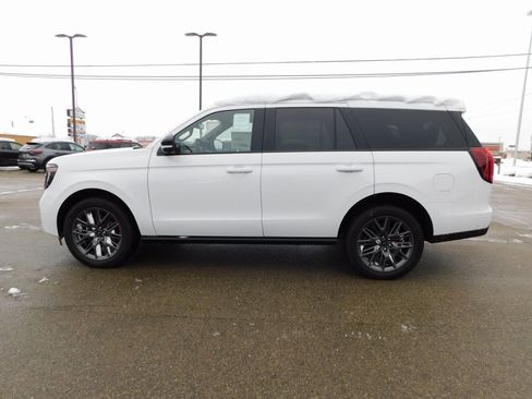 New 2025 Ford Expedition Platinum w/ Stealth Performance Package image 6