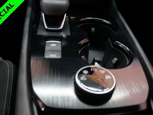 Used 2022 Nissan Rogue SV image 20