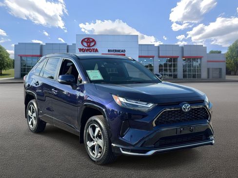 Certified 2024 Toyota RAV4 SE w/ Weather & Moonroof Package AWD/4WD image 2