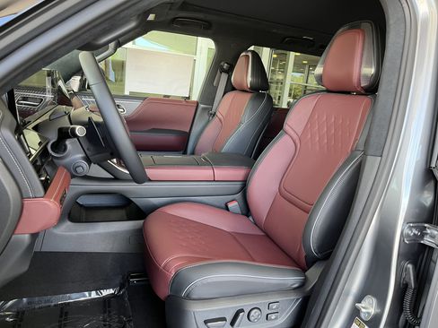 New 2026 INFINITI QX80 Autograph AWD/4WD image 13