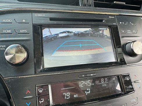 Used 2016 Toyota Avalon XLE Premium FWD image 16