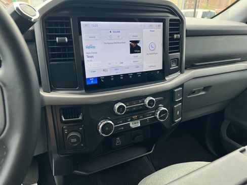 Used 2025 Ford F150 XLT w/ Equipment Group 301A Standard image 25