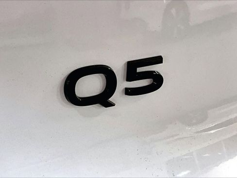 New 2025 Audi Q5 Premium Plus image 15