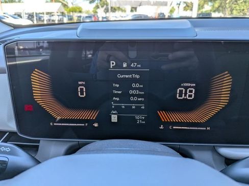 New 2027 Kia Seltos LX FWD image 27