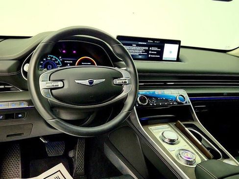 Used 2024 Genesis GV80 2.5T w/ Prestige Package AWD/4WD image 13