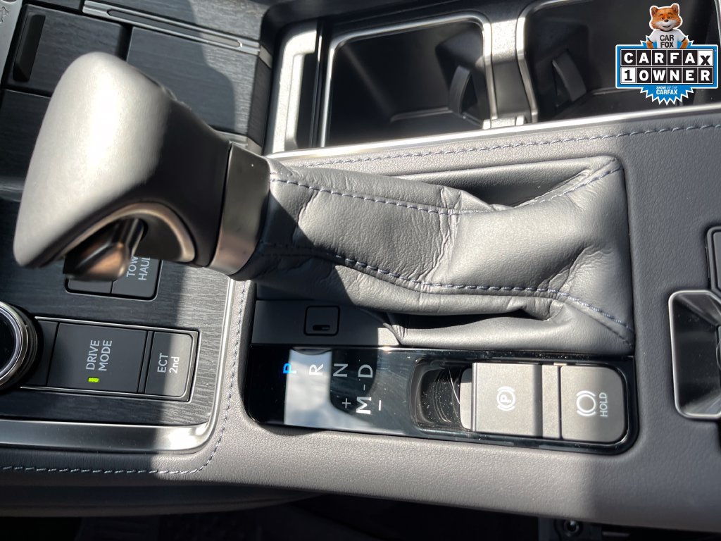 Used 2026 Lexus GX 550 w/ Accessory Package (2T) AWD/4WD image 30