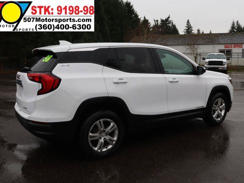 Used 2020 GMC Terrain SLE image 8