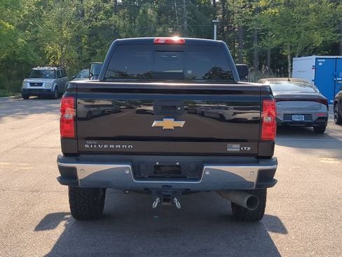 Used 2018 Chevrolet Silverado 2500 LTZ w/ Duramax Plus Package AWD/4WD image 5