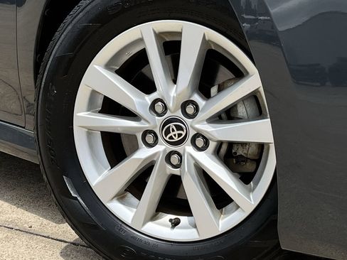 Used 2025 Toyota Camry LE FWD image 27
