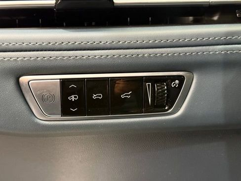 Used 2025 Cadillac Escalade IQ Luxury 2 w/ LPO, Premium Carpet Package AWD/4WD image 36