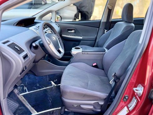 Used 2013 Toyota Prius V Two FWD image 17