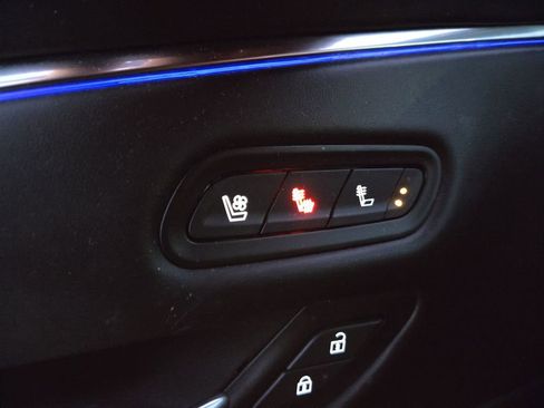 Used 2023 Cadillac Escalade Sport Platinum image 16