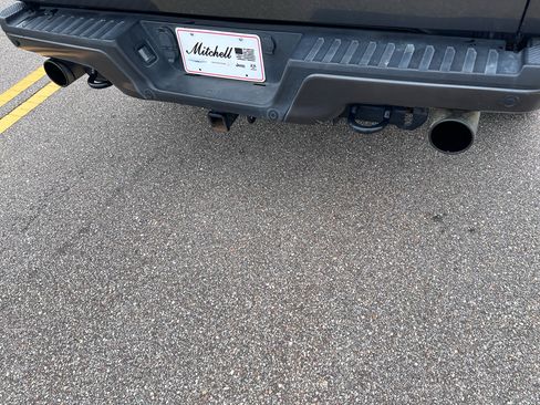 Used 2019 Ford F150 Raptor w/ Equipment Group 802A Luxury AWD/4WD image 8