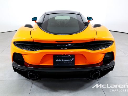 New 2026 McLaren GTS RWD image 8