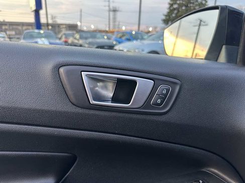 Used 2020 Ford EcoSport Titanium image 10