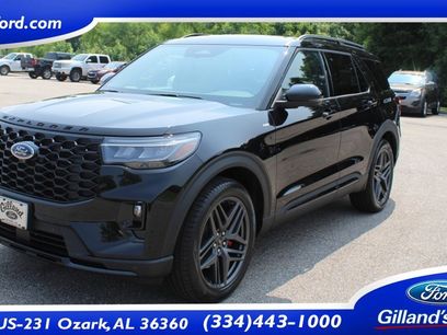 New 2025 Ford Explorer ST-Line w/ Premium Package