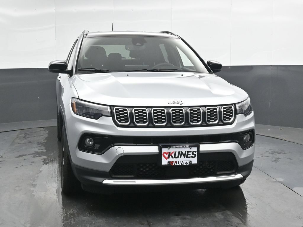 Used 2025 Jeep Compass Limited AWD/4WD image 6