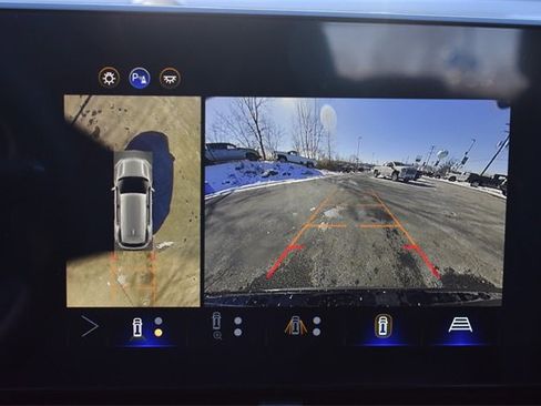 New 2026 Chevrolet Equinox LT w/ Convenience Package II image 30