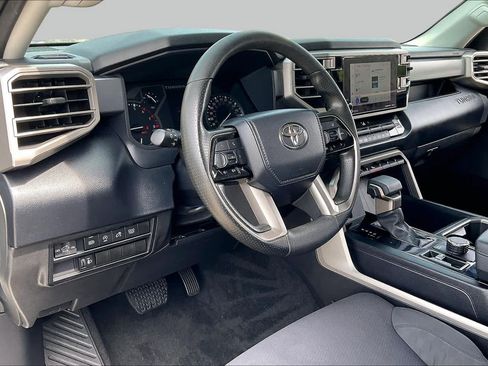 Used 2022 Toyota Tundra SR5 AWD/4WD image 16