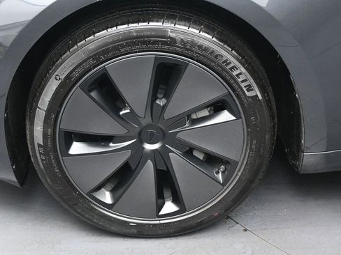 Used 2026 Tesla Model 3 Long Range image 34