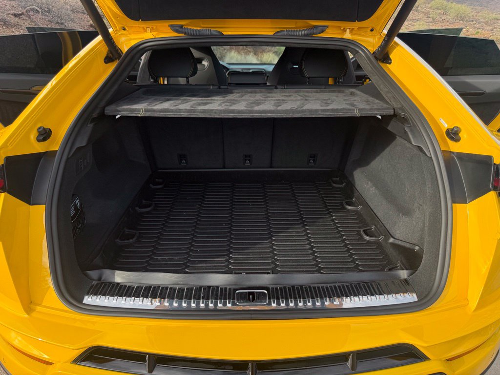 Used 2023 Lamborghini Urus S AWD/4WD image 38