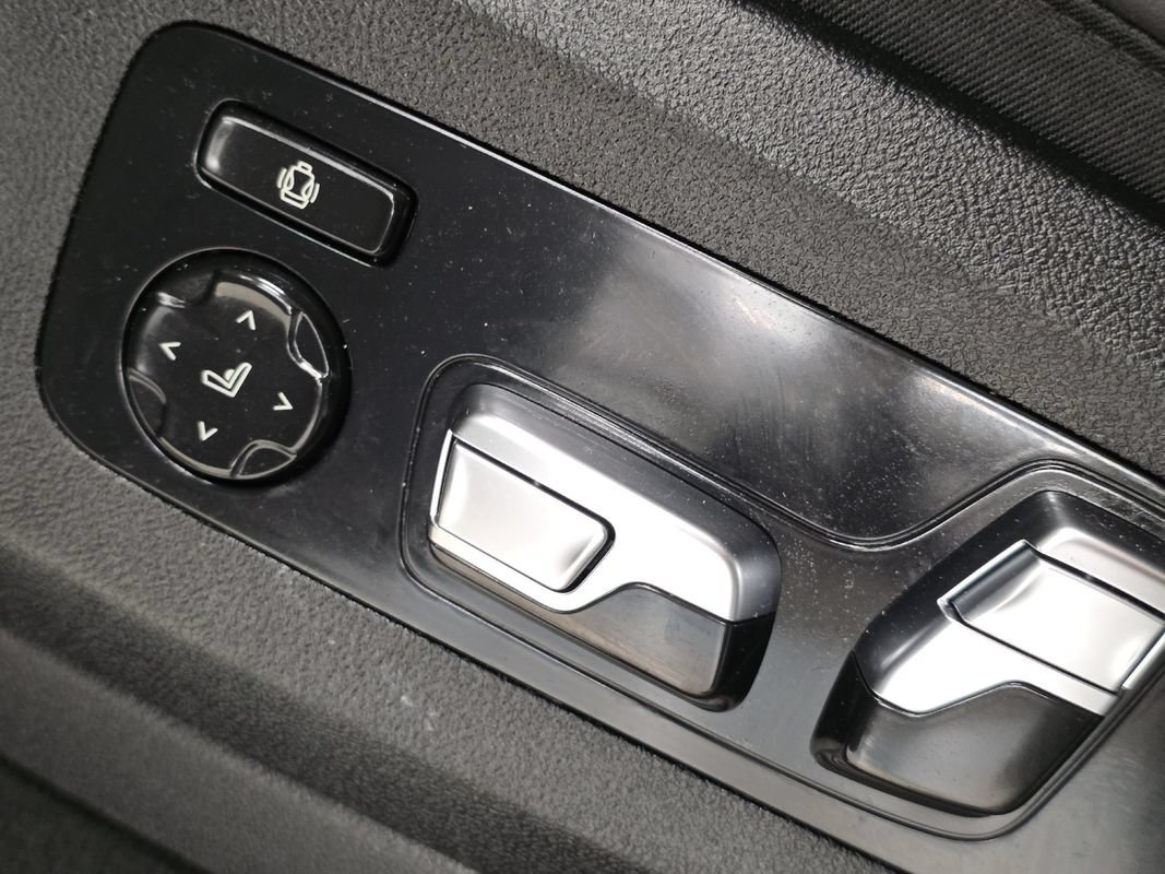 Used 2022 BMW X5 M50i w/ Executive Package AWD/4WD image 27