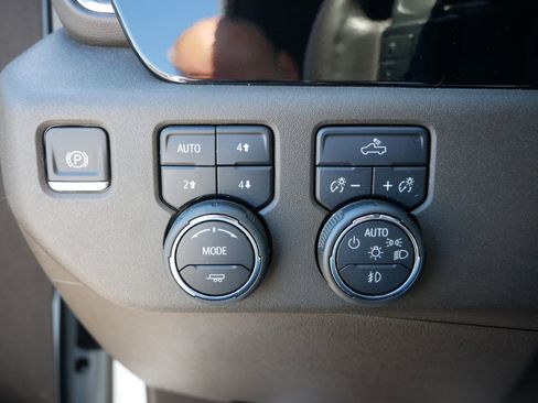 Used 2024 Chevrolet Silverado 1500 RST AWD/4WD image 30