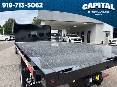 New 2025 Ford F550 2WD Regular Cab Super Duty w/ XL Chrome Package image 16