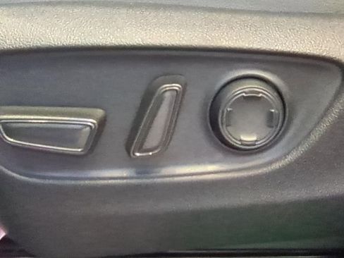 New 2026 Toyota Sienna XLE FWD image 16