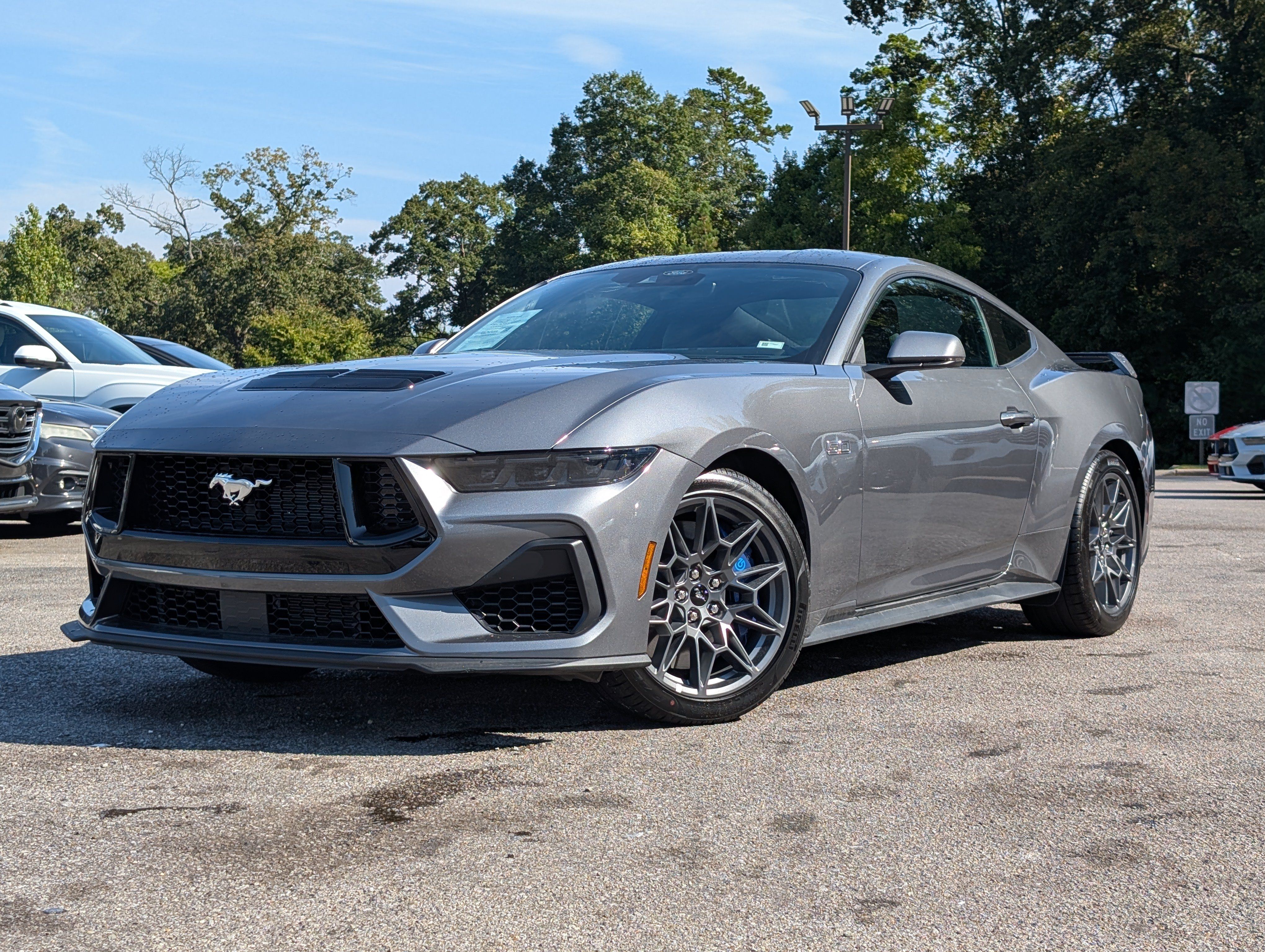 Used 2026 Ford Mustang GT Premium w/ GT Performance Package RWD image 4