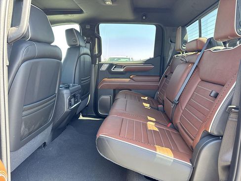 New 2026 GMC Sierra 1500 Denali Ultimate w/ LPO, Black Badging Package AWD/4WD image 25