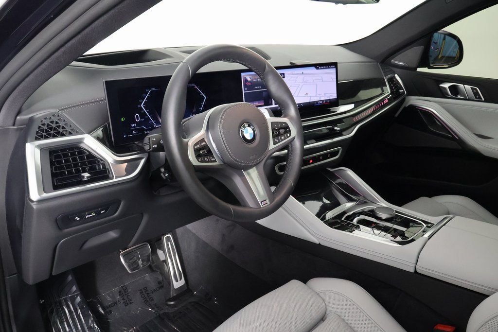 Certified 2026 BMW X6 xDrive40i w/ Premium Package AWD/4WD image 7