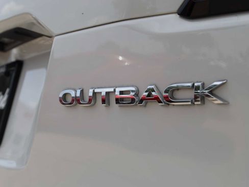 Used 2024 Subaru Outback Premium AWD/4WD image 49