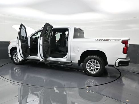 Used 2024 Chevrolet Silverado 1500 RST image 40