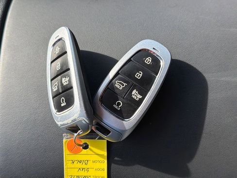 Used 2023 Hyundai Santa Fe SEL image 41
