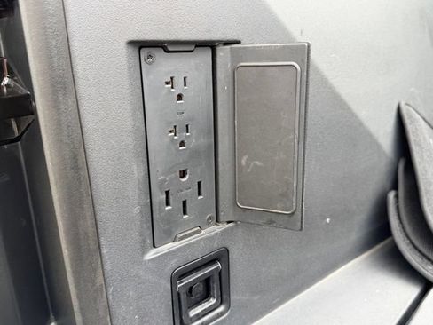 Used 2024 Tesla Cybertruck Cyberbeast AWD/4WD image 48