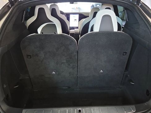 Used 2019 Tesla Model X Long Range AWD/4WD image 12