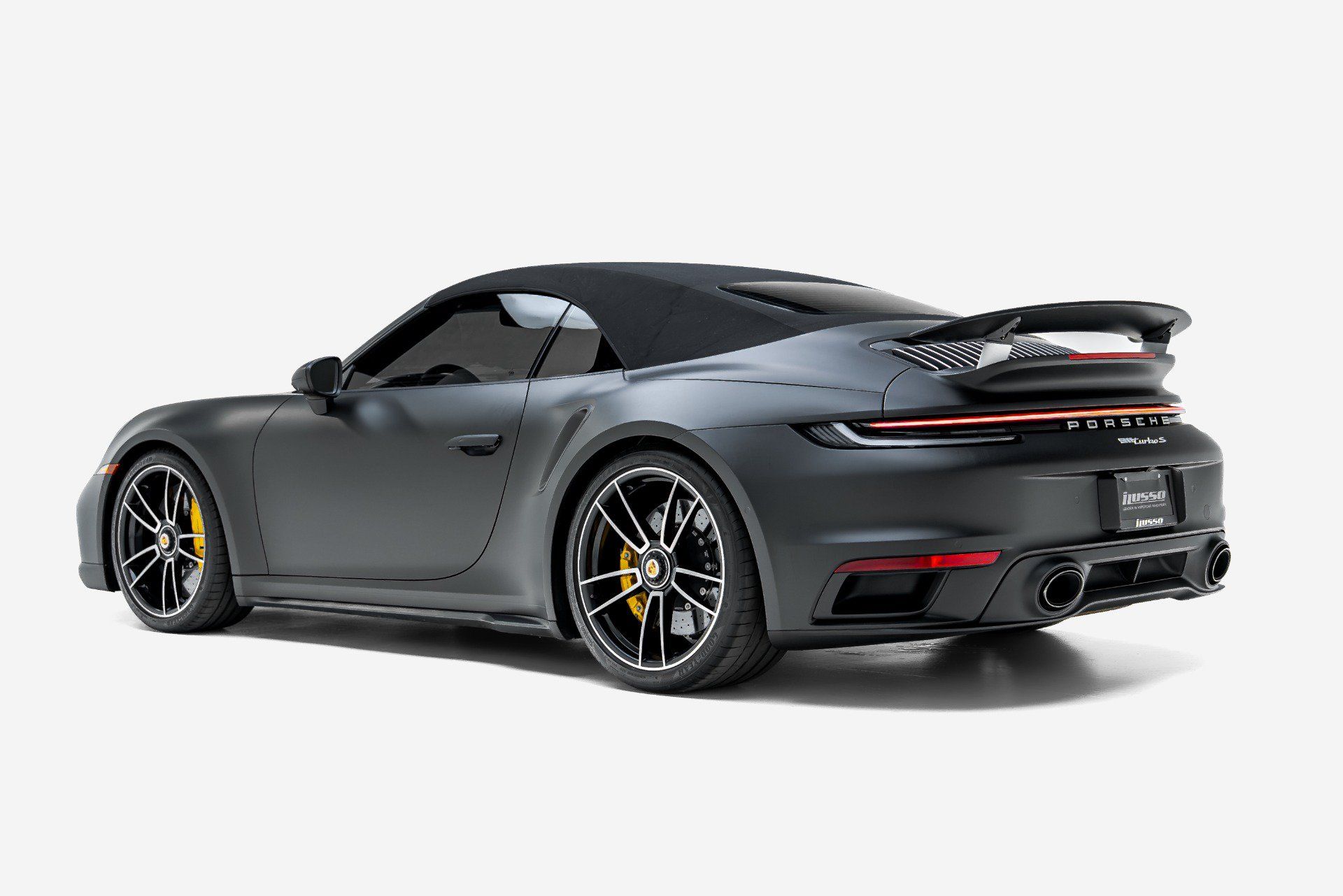 Used 2022 Porsche 911 Turbo S AWD/4WD image 9