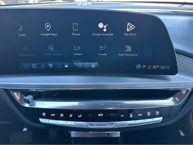 Certified 2024 Cadillac Lyriq Luxury AWD/4WD image 21