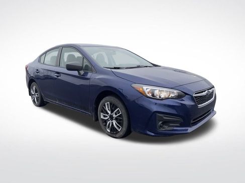 Used 2018 Subaru Impreza 2.0i image 2