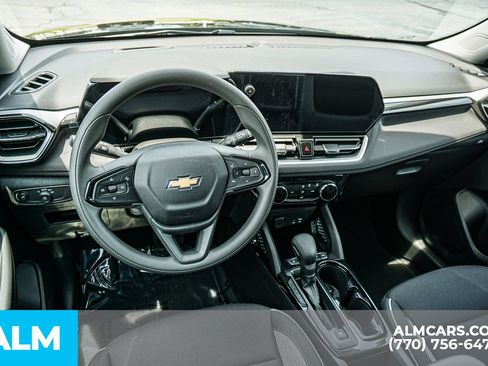 Used 2026 Chevrolet TrailBlazer LT AWD/4WD image 29