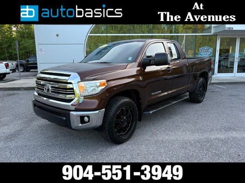 Used 2017 Toyota Tundra SR5 w/ SR5 Upgrade Package image 1