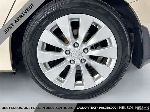 Used 2013 Honda Accord EX-L image 31