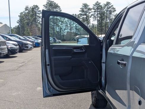 Used 2023 Chevrolet Silverado 1500 LT Trail Boss w/ Convenience Package II image 20