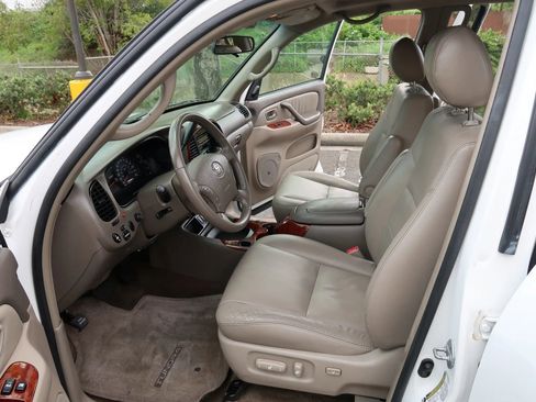 Used 2006 Toyota Tundra Limited image 23