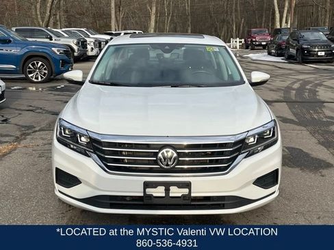 Used 2020 Volkswagen Passat 2.0T SEL FWD image 3